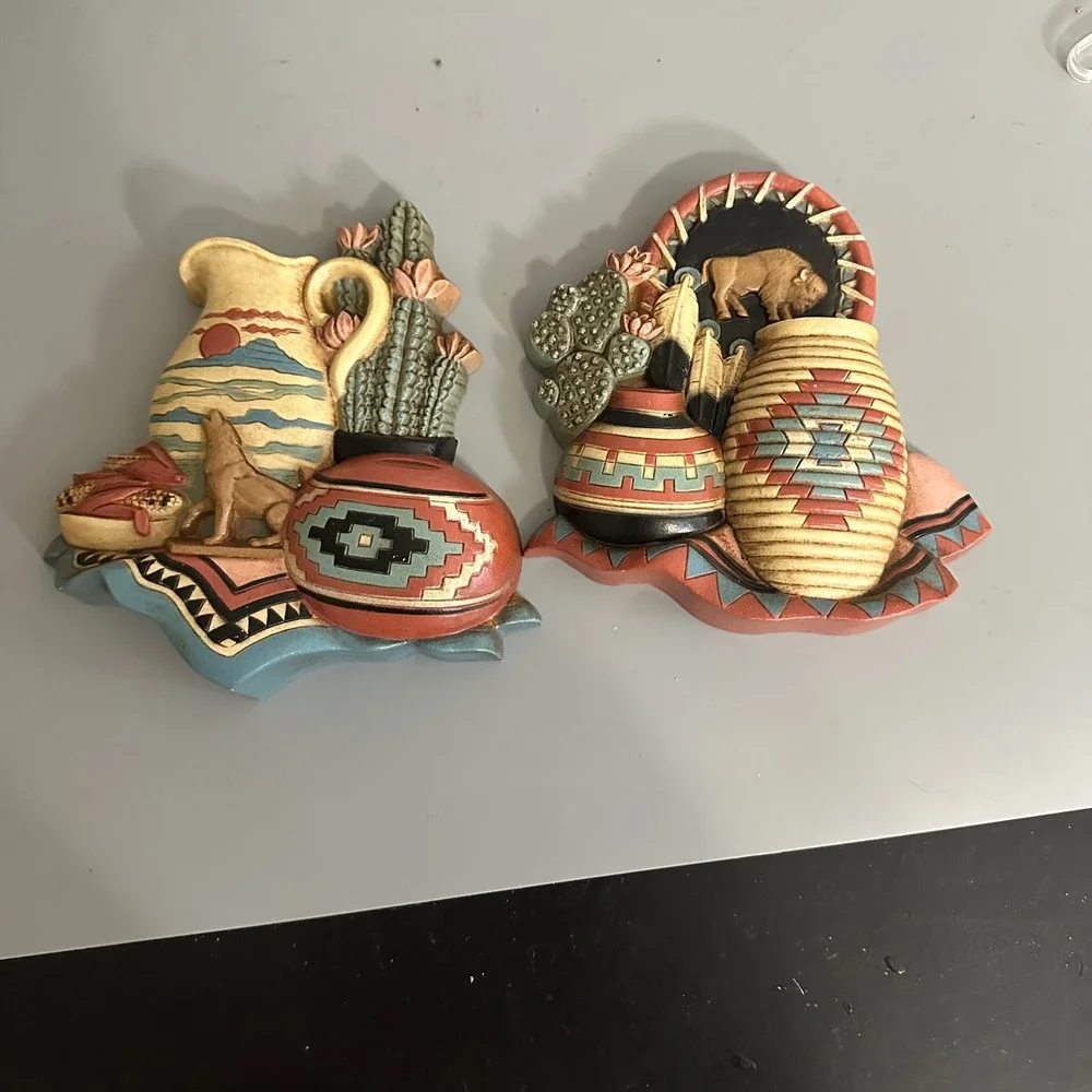 Vintage 1997 GIA Inc Southwest Wall Plaques Set Coyote Buffalo Cactus Decor 2pc